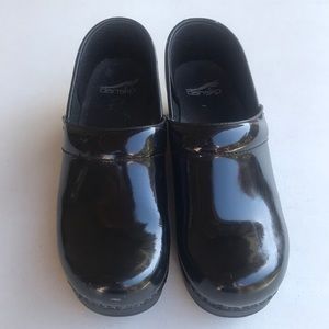 DANSKO | Black Patent Leather Professional Clogs Size 39